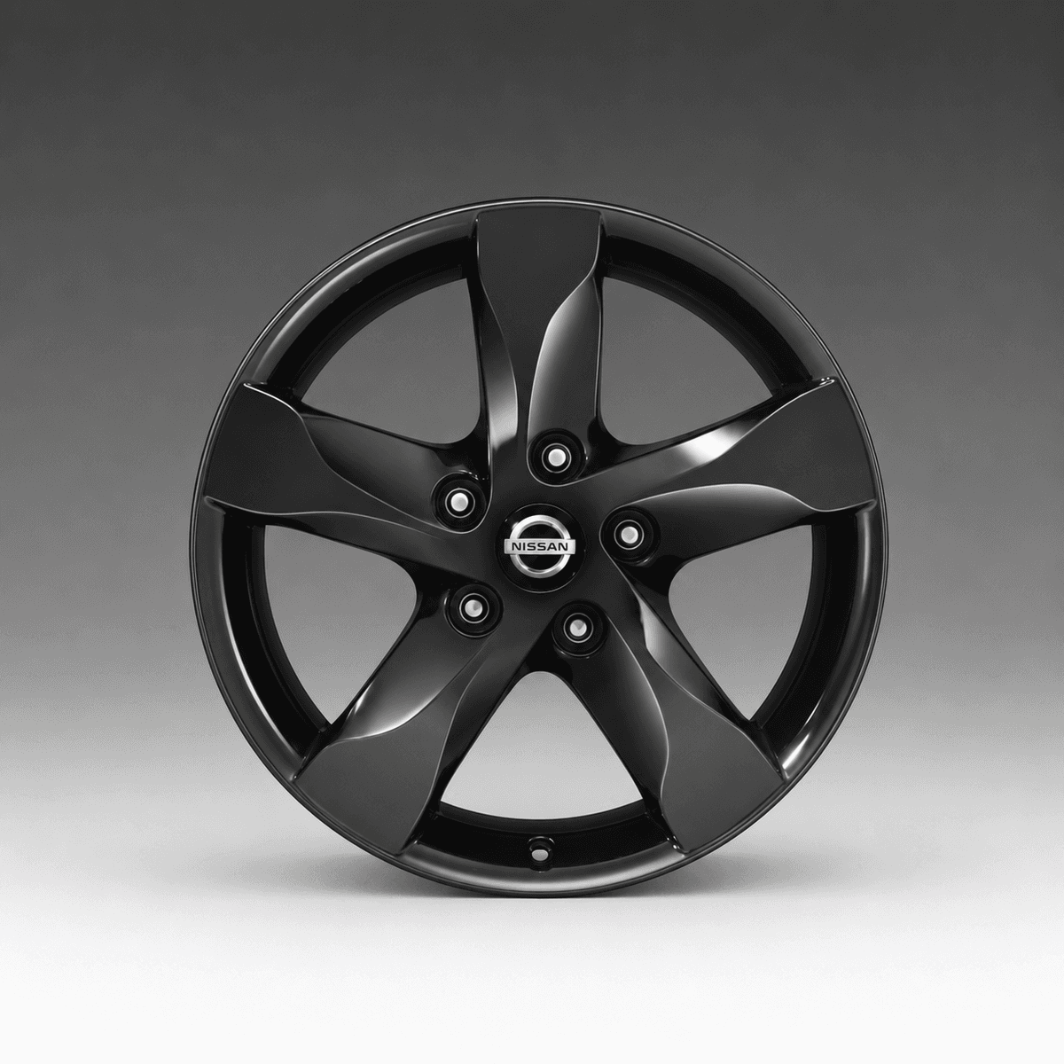 OE Nissan KE4095SH20BZ 6.5x16 5x114.3 ET40 CB66.1 Black
