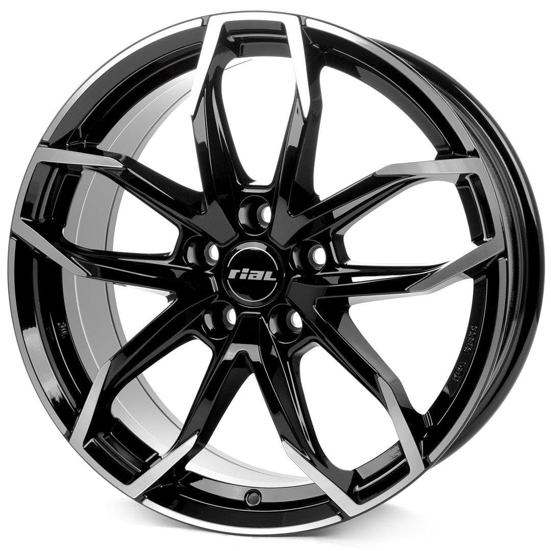 Rial Lucca 8x18 5x114.3 ET39 CB70.1 diamond-black frontpolished